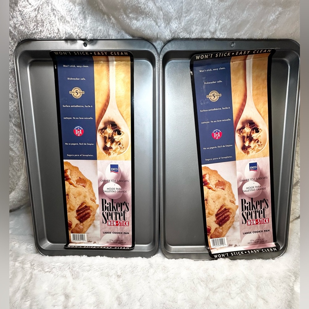 2 NEW EKCO Baker's Secret Rectangle Large Cookie Pans 17 3/8 X 11 3/8 X 3/4